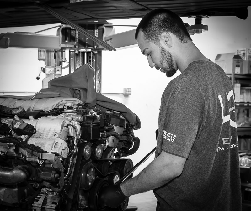 Obaid Said Mercedes-Benz HG Service